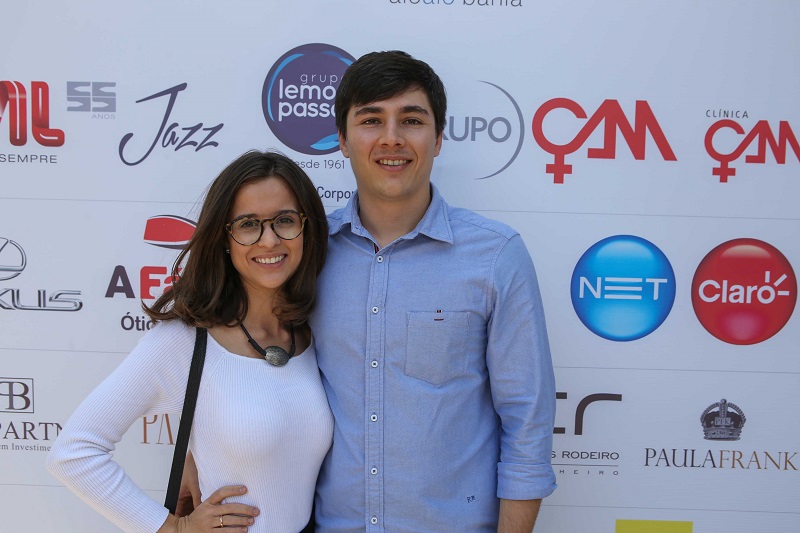  Julia Leal e Rodrigo Bastos                             